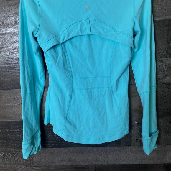 SOLD Lululemon Define Jacket 6 - Picture 8 of 9